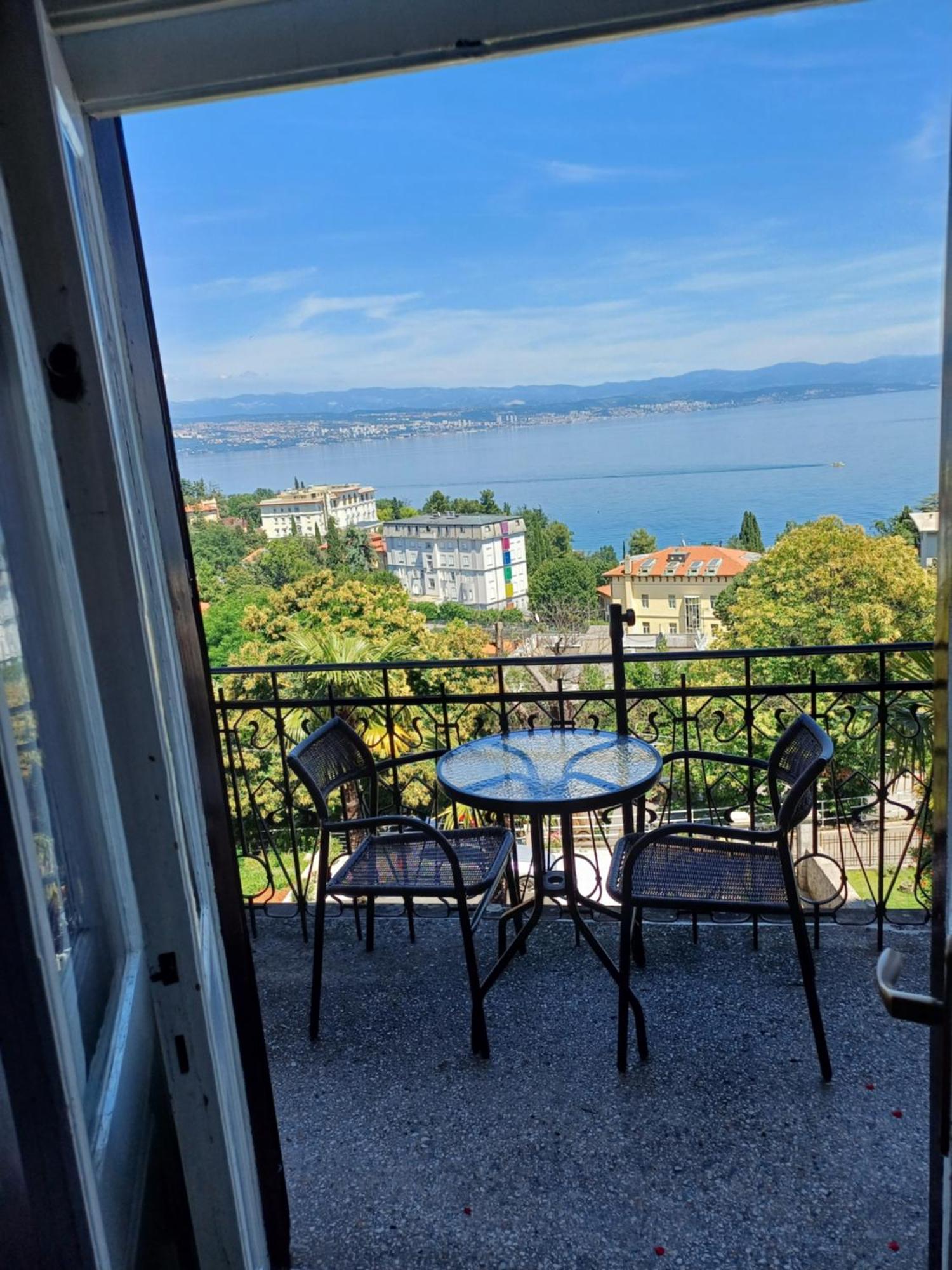 Villa Marija Lovran Exteriör bild